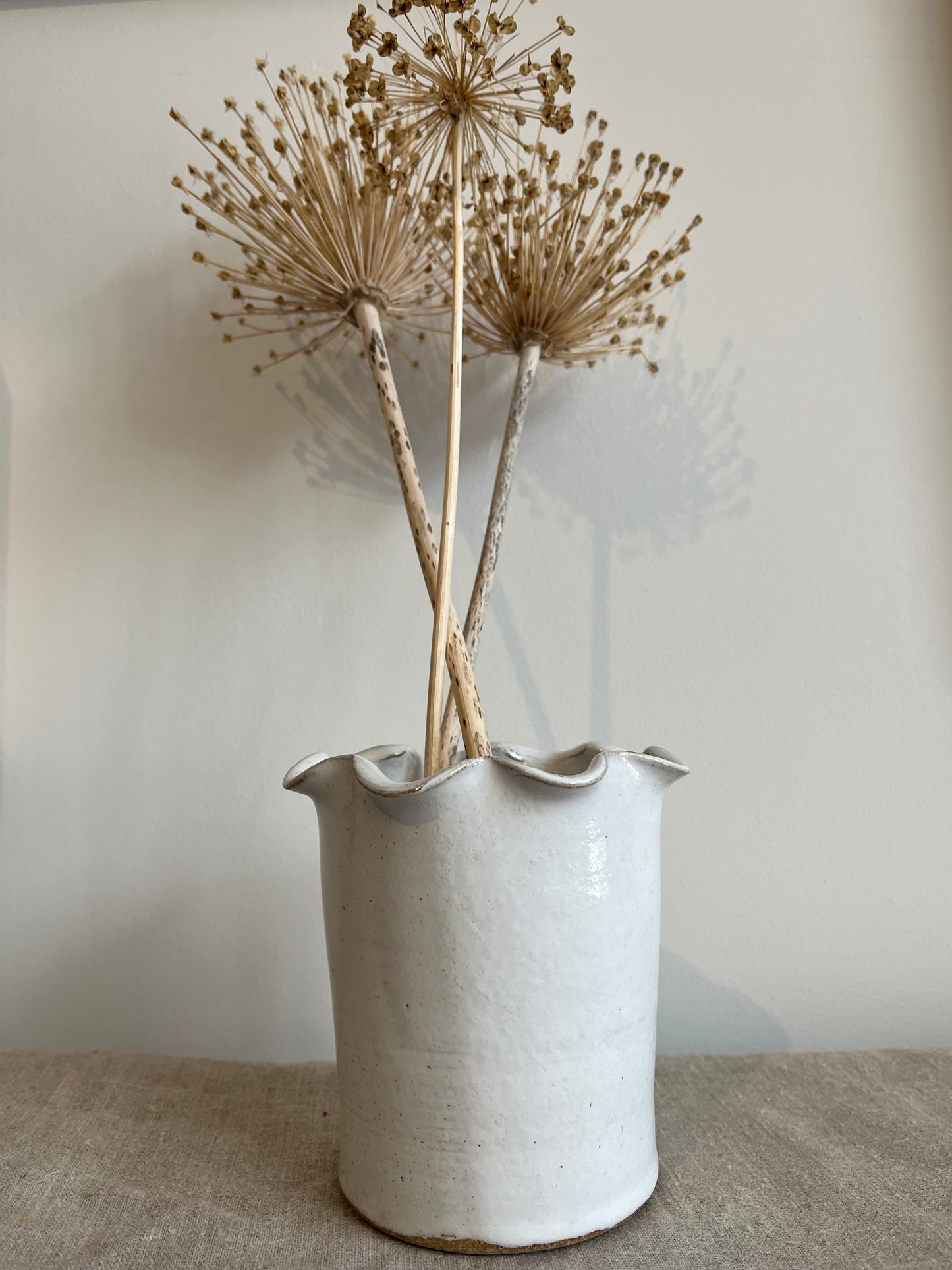 Large Frilly Pot
