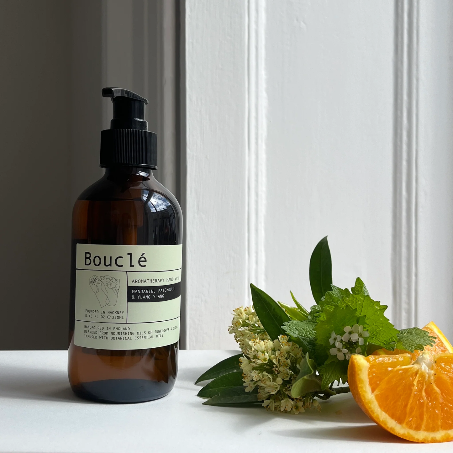 Bouclé - Mandarin, Patchouli & Ylang Ylang Essential Oil Hand Wash