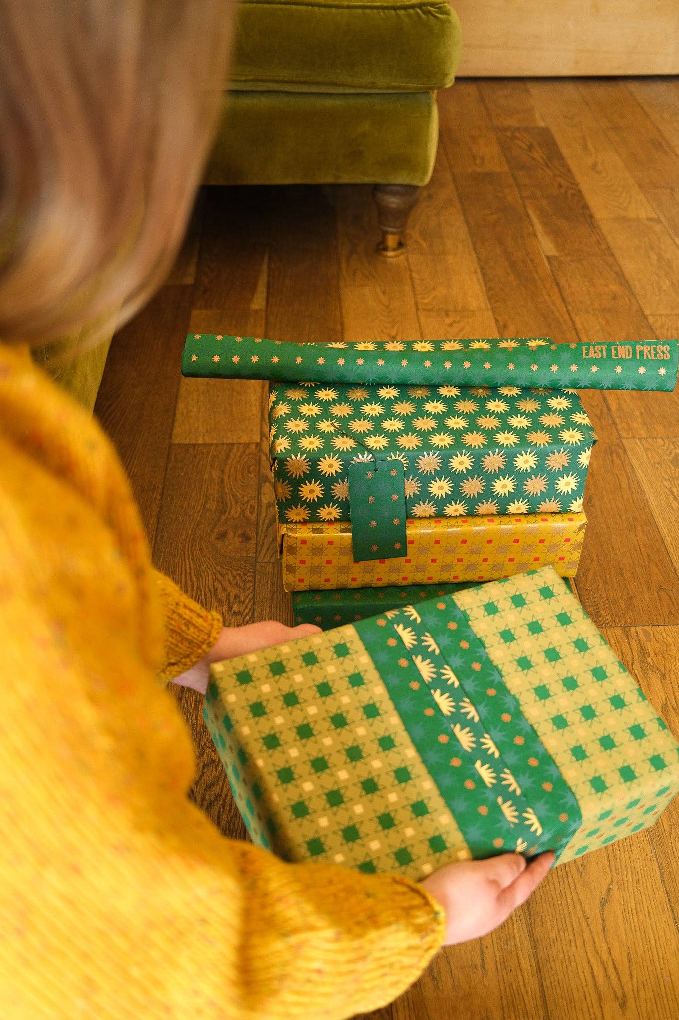 East End Press - Festive Gift Wrap: Winter's Quilt
