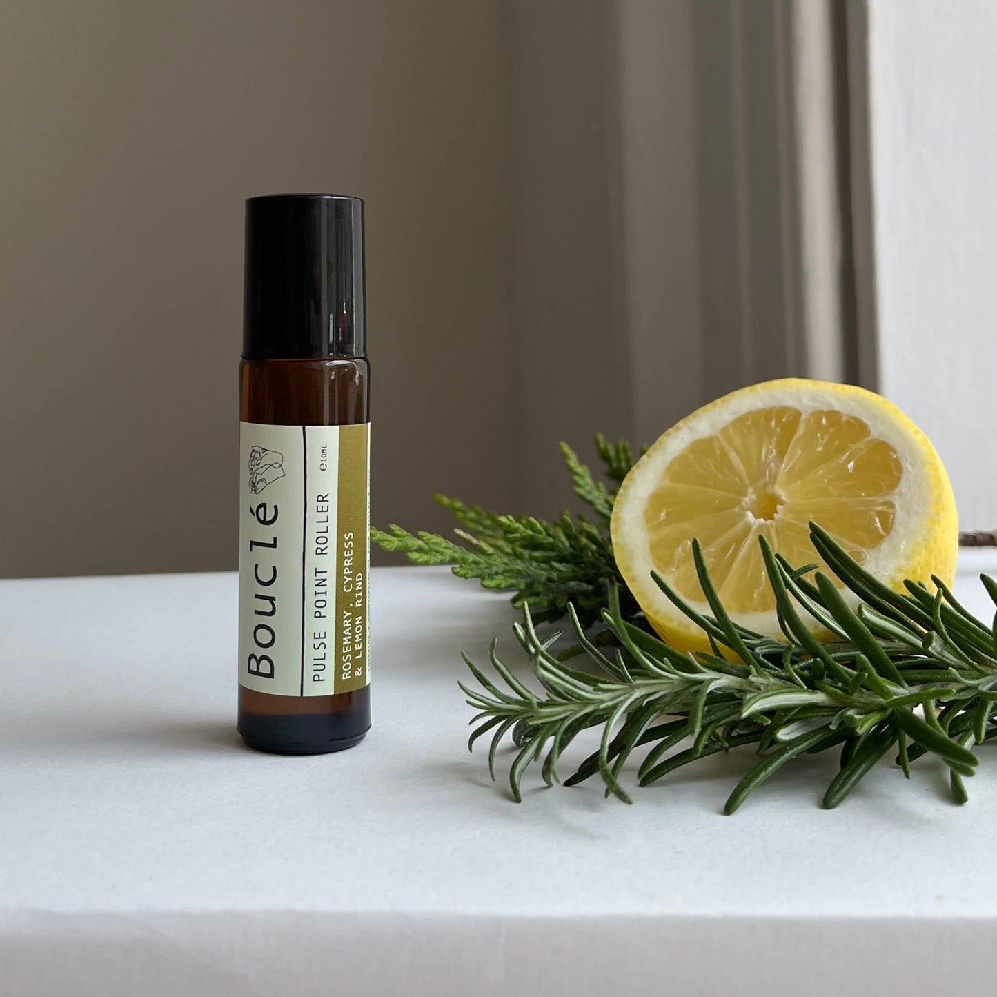 Bouclé - Pure Essential Oil Aromatherapy Pulse Point Rollers
