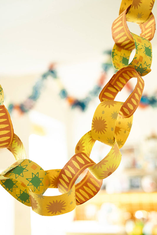 East End Press - Yellow and Green Paper Chain Kit