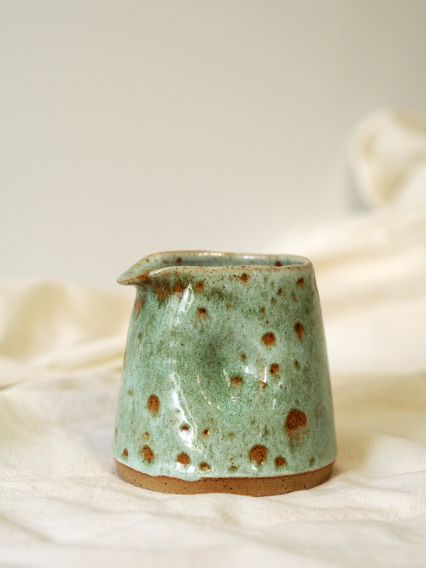 Midi Pinch Jug