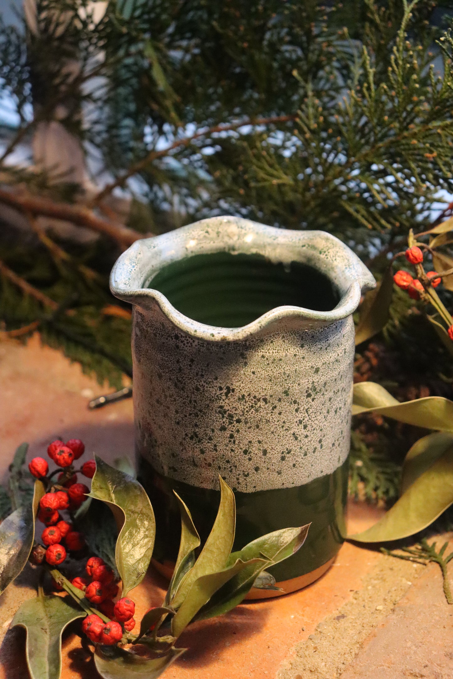 Frilly Utensil Pot  - Christmas colours
