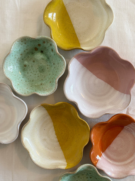 MINI Frilly Dish