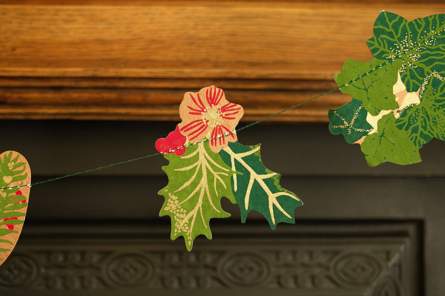 East End Press - Holly and Ivy Sewn Garland