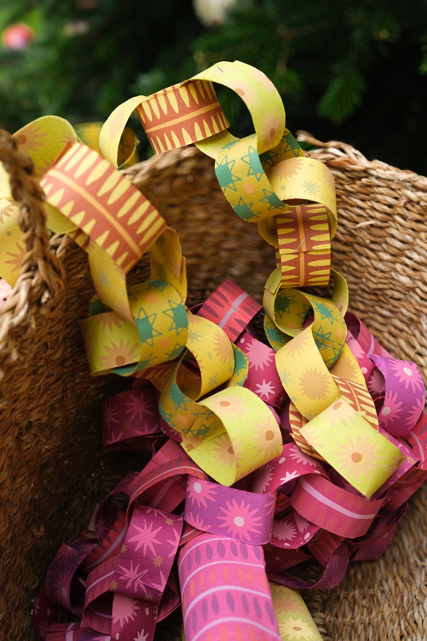East End Press - Yellow and Green Paper Chain Kit