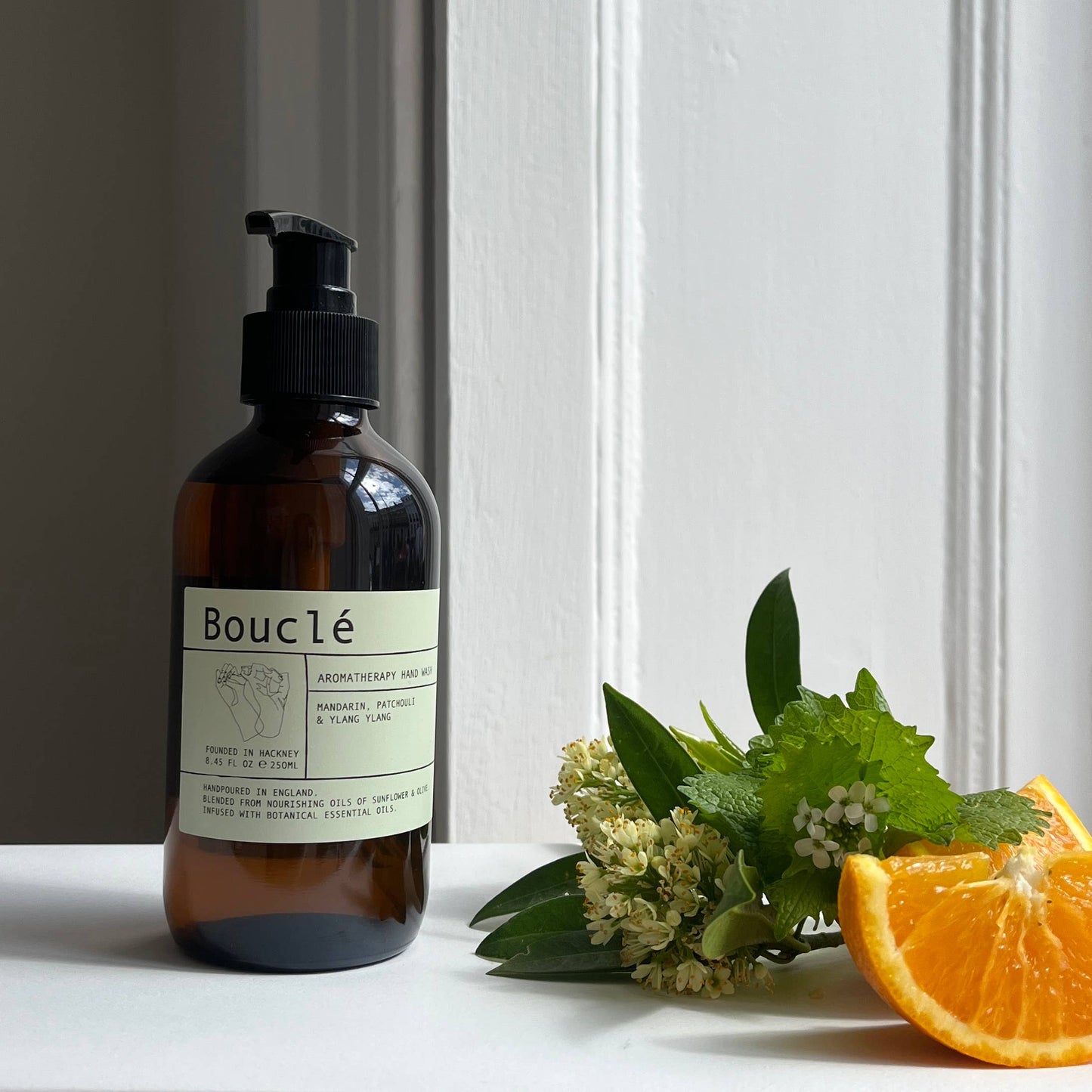 Bouclé - Mandarin, Patchouli & Ylang Ylang Essential Oil Hand Wash