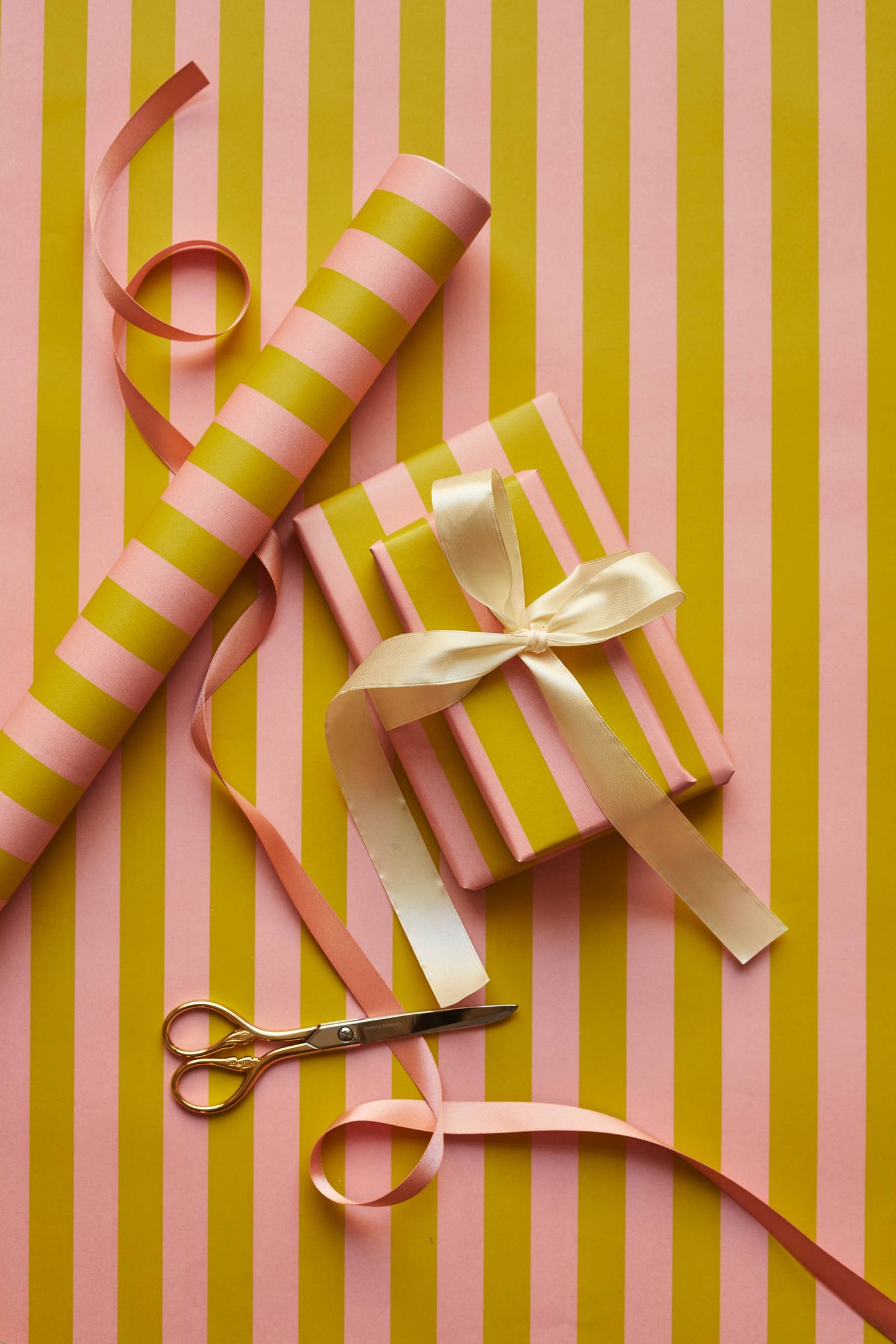 Heather Evelyn - Classic Stripe Gift Wrap Green & Pink